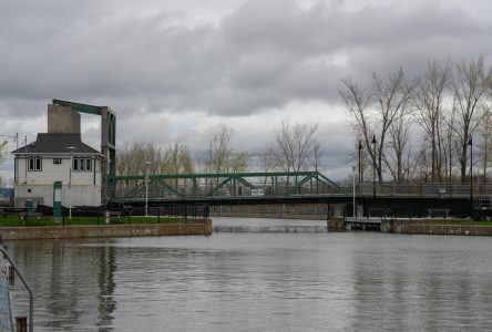Le pont Gouin pleinement fonctionnel