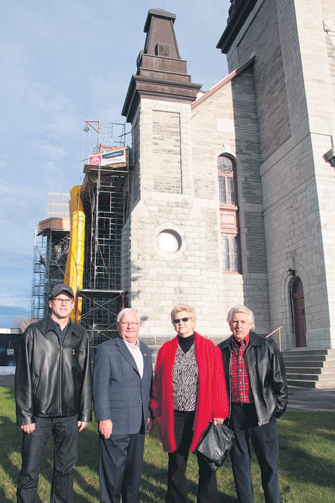 Réfection du toit de l’église: la paroisse St-Athanase veut 250 000$