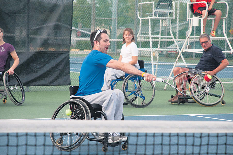 Du tennis en fauteuil roulant à Saint-Jean
