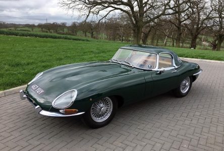 16 mars 1961 – Jaguar dévoile la XK-E