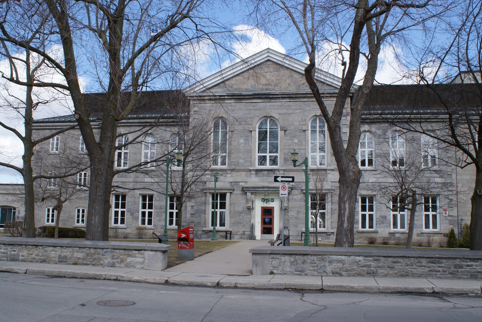 Horaire à la polyvalente Armand-Racicot: la Cour donne raison à la Commission scolaire des Hautes-Rivières