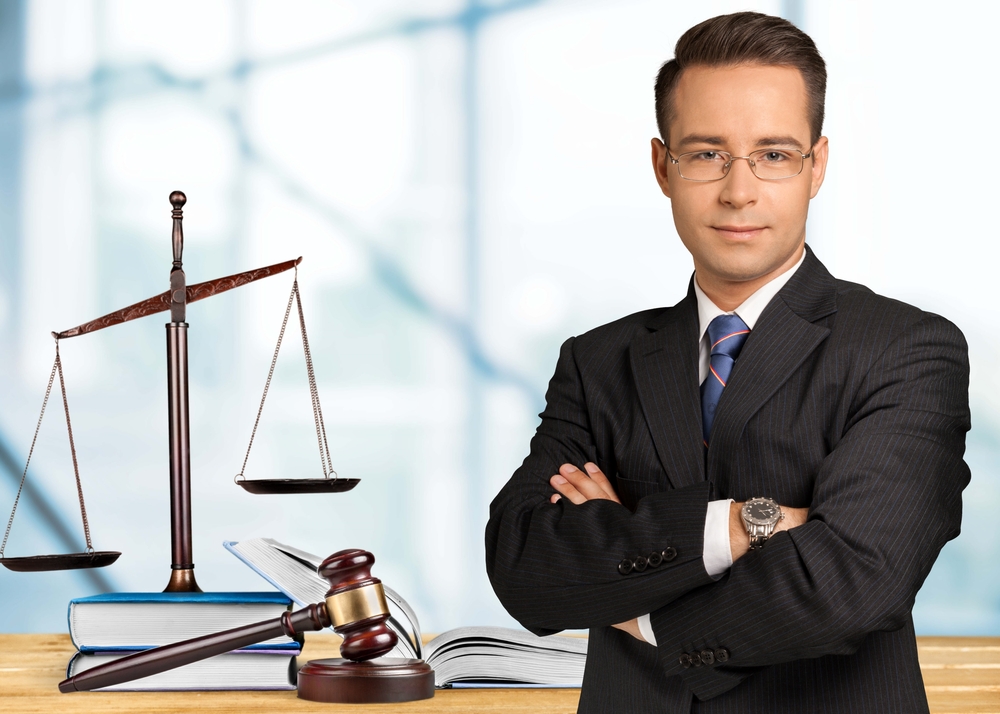 Comment fonctionne le service d’avocat en aide juridique au Québec?