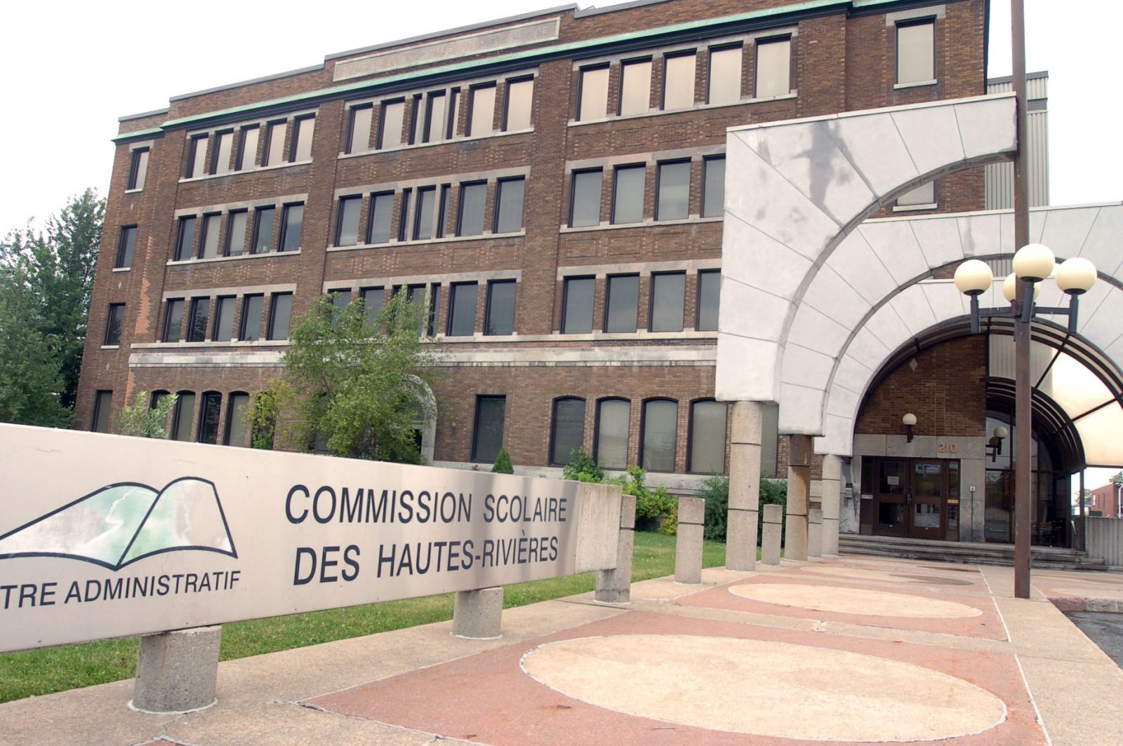 Les écoles de la Commission scolaire des Hautes Rivières fermées vendredi