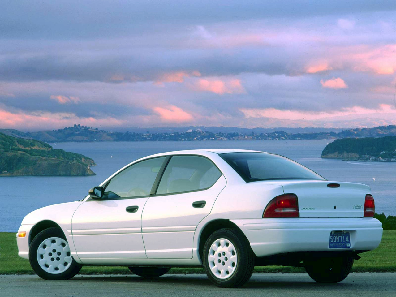 7 septembre 1993 – Dodge lance la Néon