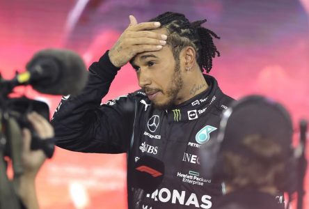 Le pilote de Formule 1 Lewis Hamilton souhaite changer son nom