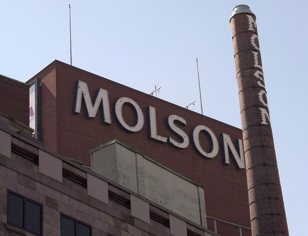 Les travailleurs d’une usine Molson votent à 99 % pour un mandat de grève