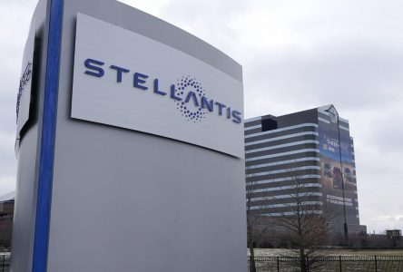 Stellantis et LG construiront une usine de batteries pour VÉ à Windsor, en Ontario