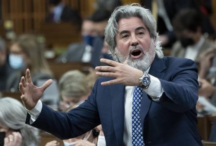 Le débat sur le poids politique du Québec reprend de plus belle aux Communes