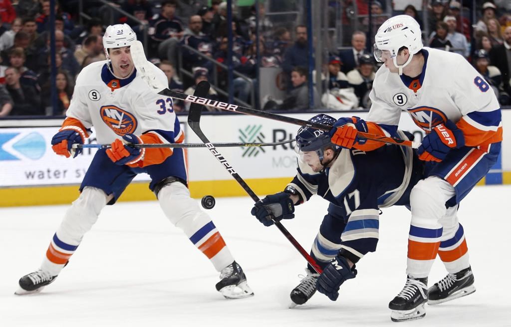 Varlamov stoppe 42 tirs dans une victoire des Islanders contre les Blue Jackets