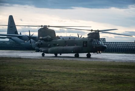 Le Canada enquête sur des hélicoptères après des problèmes signalés aux États-Unis