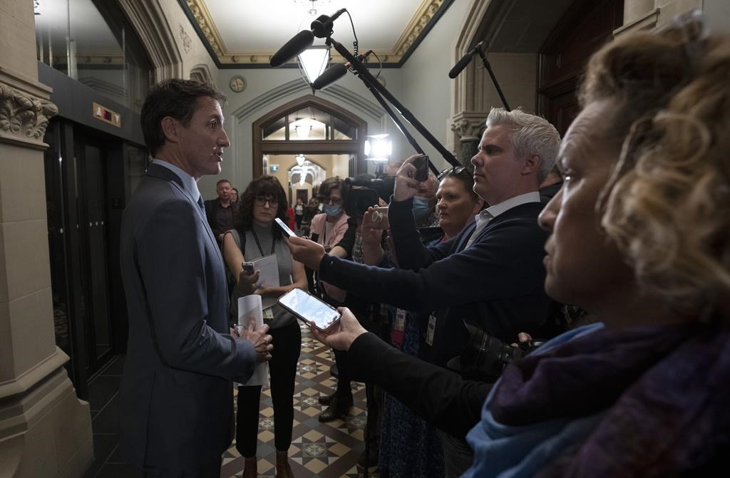 Immigration: Trudeau maintient la porte fermée face aux demandes de Legault