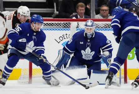 Mitch Marner continue sa lancée dans une écrasante victoire des Maple Leafs