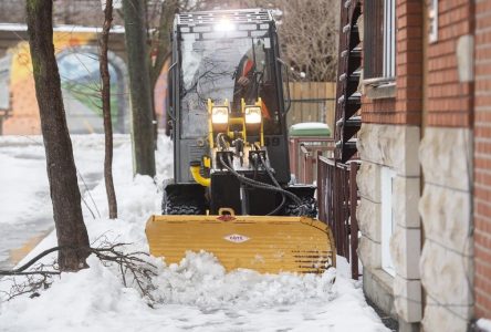 Beaucoup de Québécois passeront Noël sans électricité à cause de la tempête