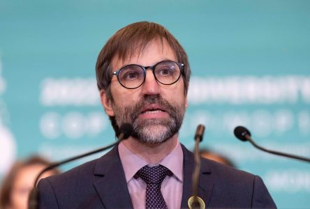 Le ministre Guilbeault «entend collaborer» avec le controversé président de la COP28