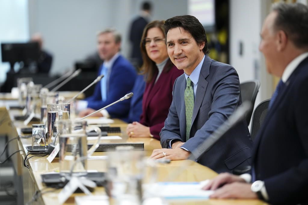Santé: Ottawa offre 46,2 G $ sur 10 ans; «nettement insuffisant», répondent les PM