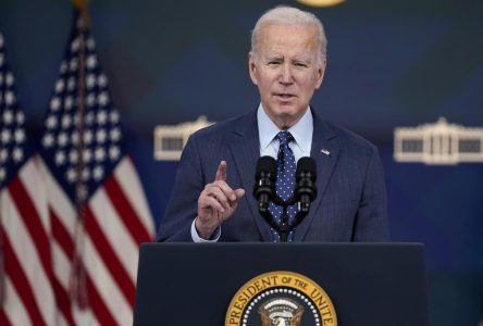 Les trois objets volants ne représentaient «probablement aucun danger», selon Biden
