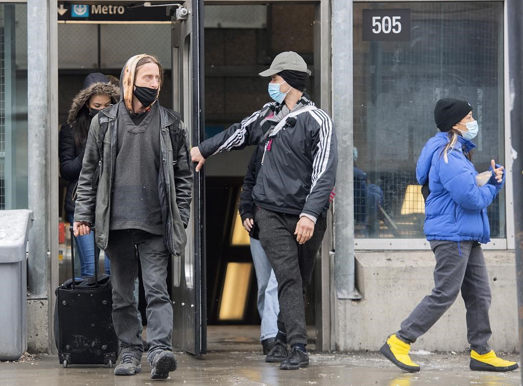 COVID-19: Québec déplore sept nouveaux décès; les hospitalisations sont en hausse