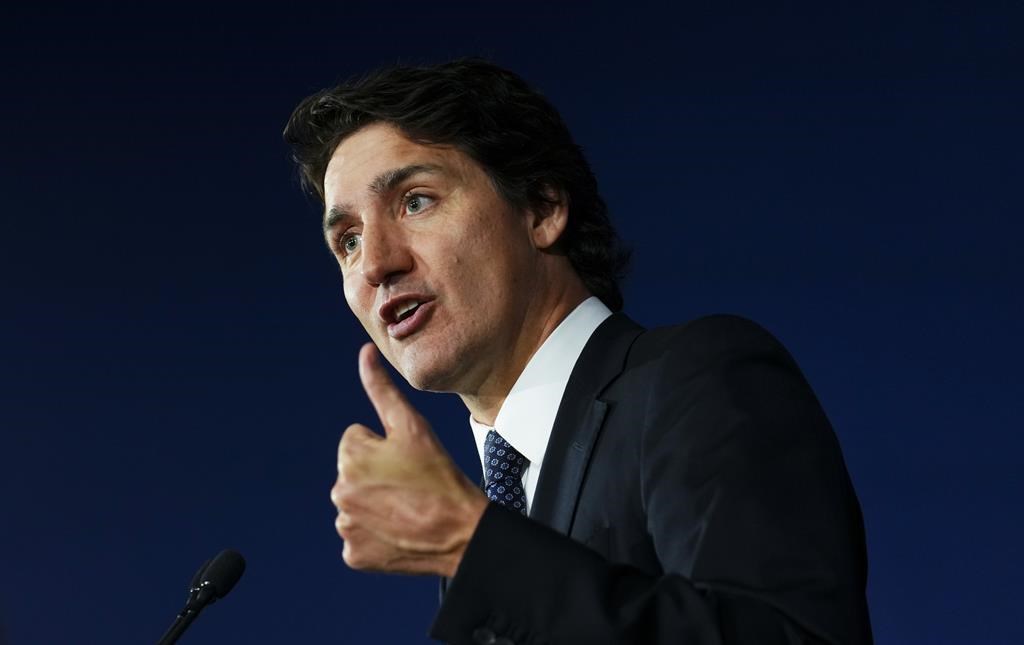 CBC étiqueté par Twitter: Trudeau tire à boulets rouges sur les conservateurs
