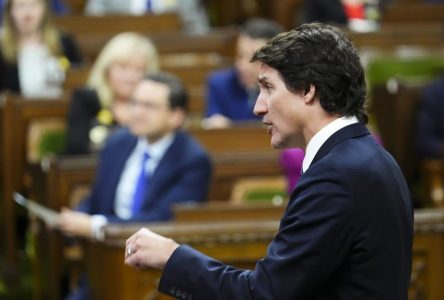 Les oppositions font leurs choux gras des vacances de Trudeau