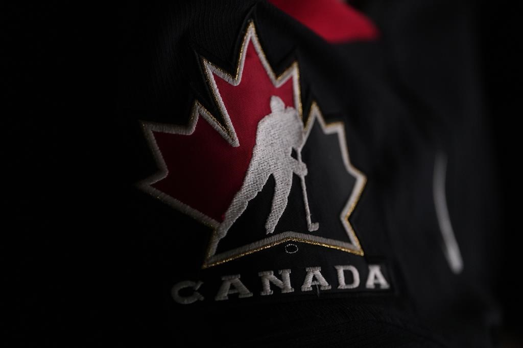 Le Canada gagne la médaille de bronze au Mondial de hockey des moins de 18 ans