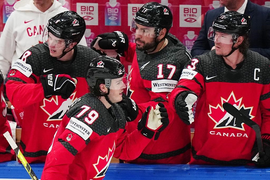 Le Canada bat la Finlande et passe en demi-finale au Championnat mondial de hockey