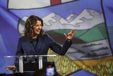 Les libéraux fédéraux respectent le choix des Albertains, dit Chrystia Freeland