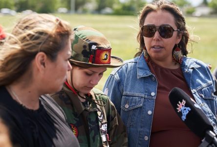Winnipeg: le maire rencontre des Autochtones à propos d’une recherche de cadavres