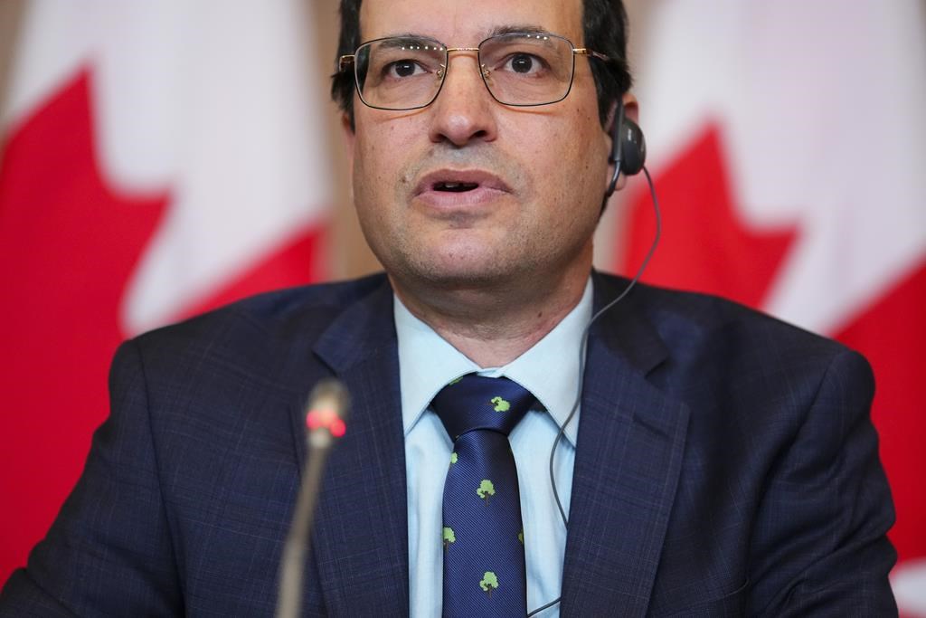 Ottawa a concentré ses bornes de recharge dans trois provinces, selon un audit