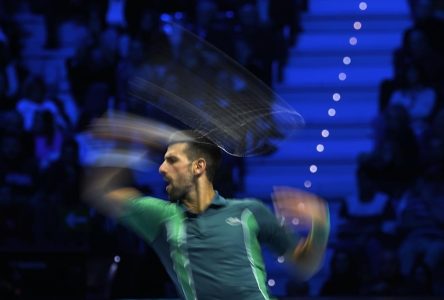 Finales de l’ATP`: Sinner bat Rune, Djokovic accède aux demi-finales du même coup