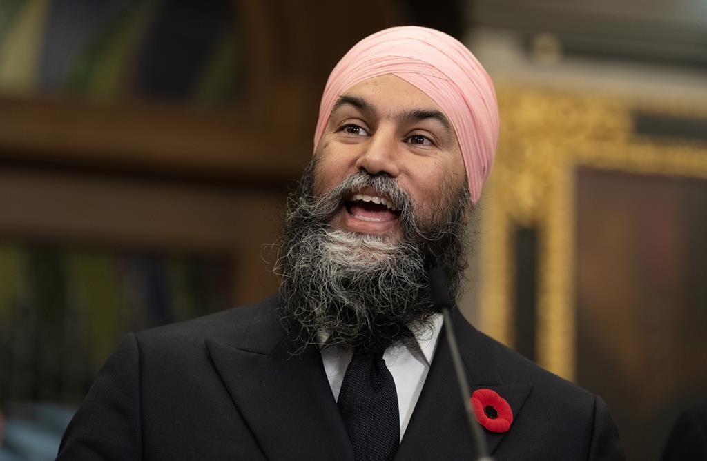 Le chef néo-démocrate Jagmeet Singh attaque Justin Trudeau et Pierre Poilievre