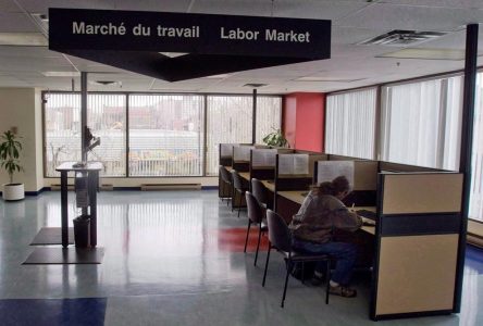 Le taux de chômage grimpe au Canada et au Québec, mais baisse au Nouveau-Brunswick
