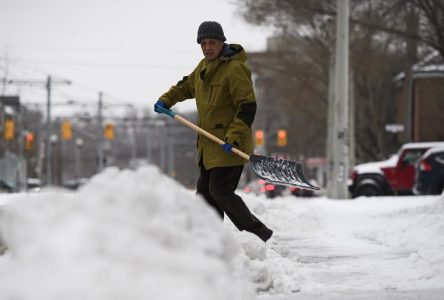 4900 foyers québécois n’avaient toujours pas de courant en soirée mardi