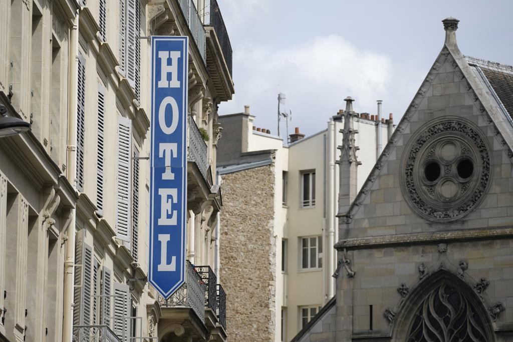 La France aura à l’oeil les 10 000 hôtels et restaurants en vue des JO de Paris