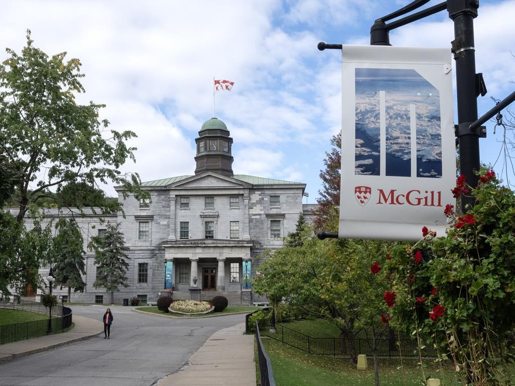 McGill rejette la décision du gouvernement et n’écarte rien