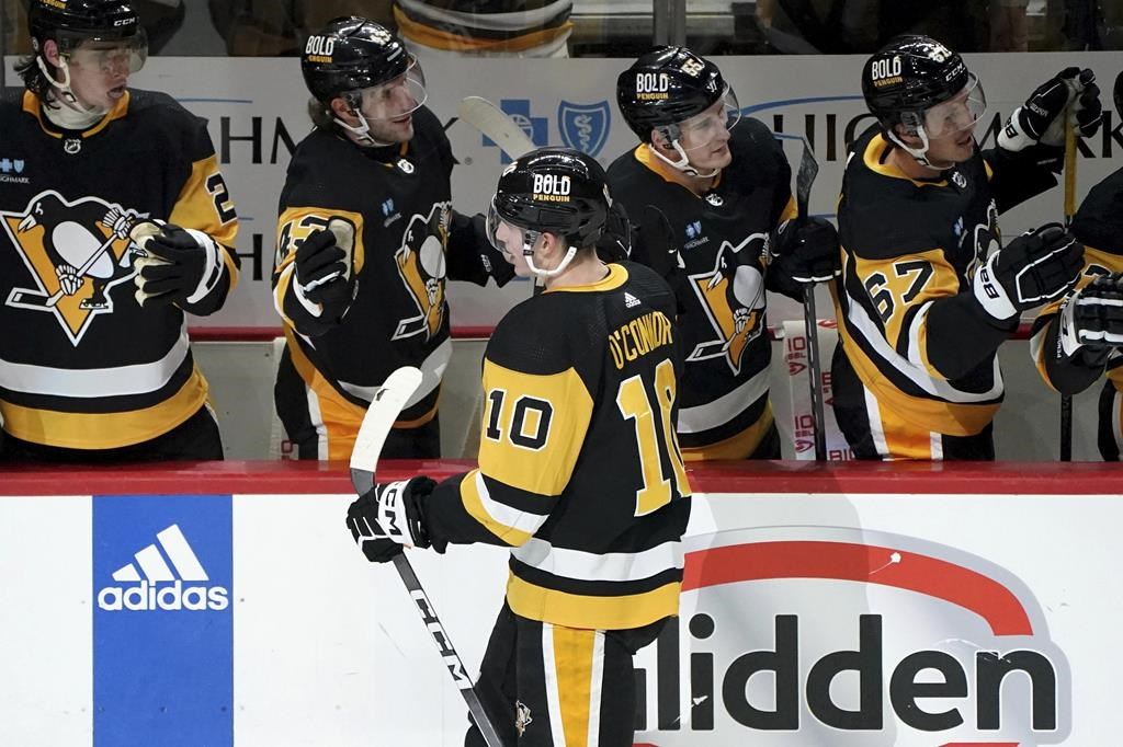 Malkin et Crosby mènent les Penguins à une victoire de 4-2 contre les Blues