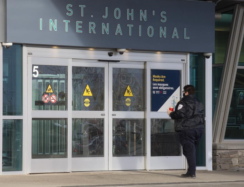 Fausse alerte à la bombe à l’aéroport de Saint-Jean, T.-N.-L.