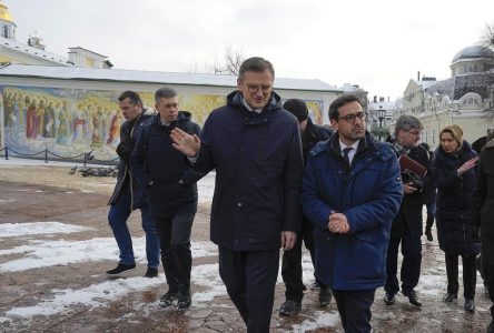 Le nouveau ministre français exprime sa solidarité avec l’Ukraine
