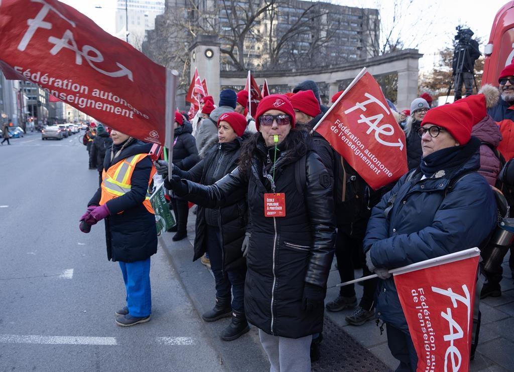 FAE: des syndiqués de l’est de Montréal entérinent l’accord de principe avec Québec