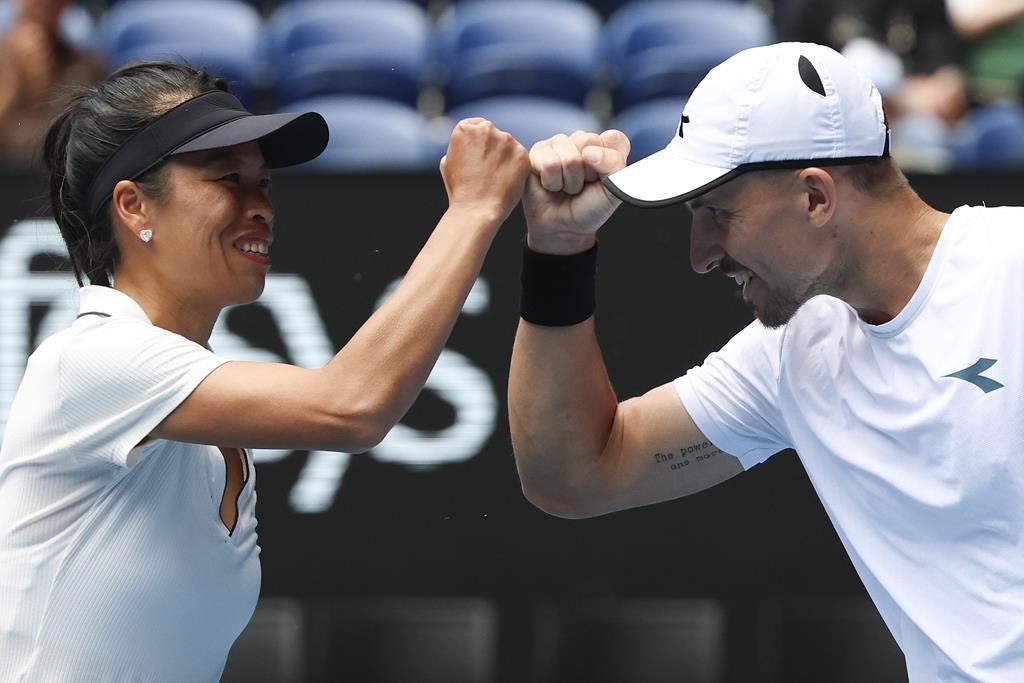 Sinner surprend Djokovic en Australie et disputera une 1re finale en Grand Chelem