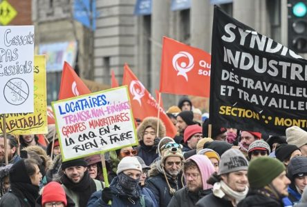 Des Québécois descendent dans la rue pour défendre les cessions de bail