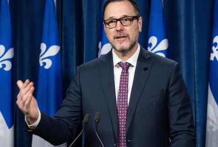 Loi 21: Québec veut renouveler la clause dérogatoire pour préserver la «paix sociale»
