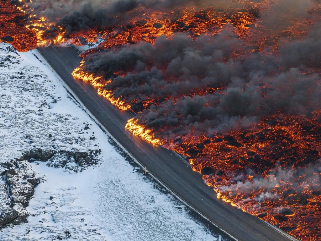 Islande: un volcan du sud-ouest entre en éruption pour la troisième fois depuis décembre