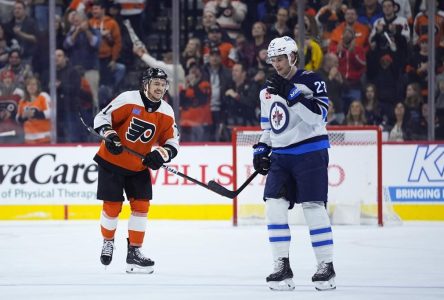 Travis Konecny propulse les Flyers vers une victoire de 4-1 aux dépens des Jets