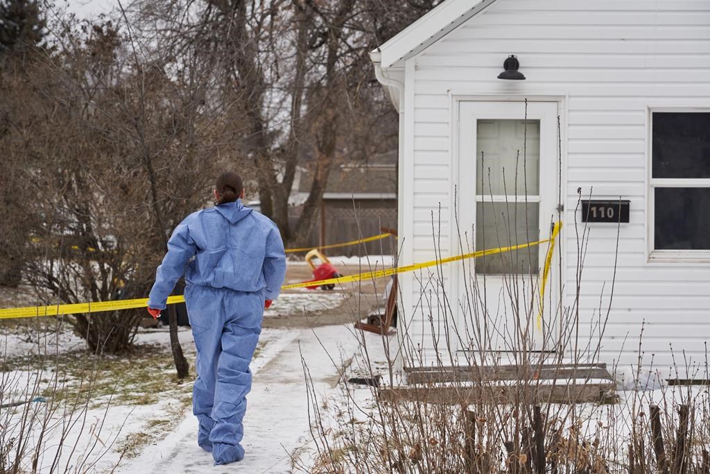 Un homme est accusé du meurtre de cinq membres de sa famille au Manitoba