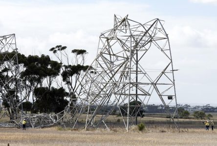 Des vents violents sèment la destruction en Australie