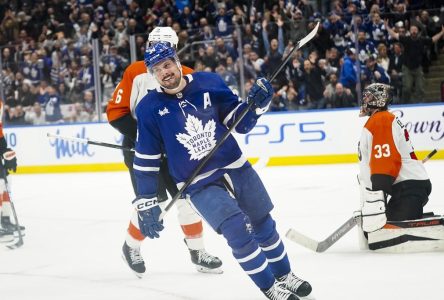 Nylander et Matthews s’occupent des Flyers, vaincus 4-3 par les Maple Leafs
