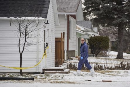 L’homme accusé du meurtre de cinq proches au Manitoba devra subir une évaluation
