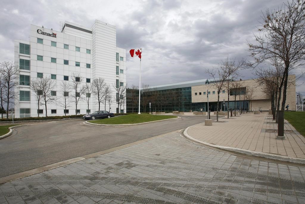 Les chercheurs congédiés à Winnipeg n’auraient pas protégé les informations sensibles