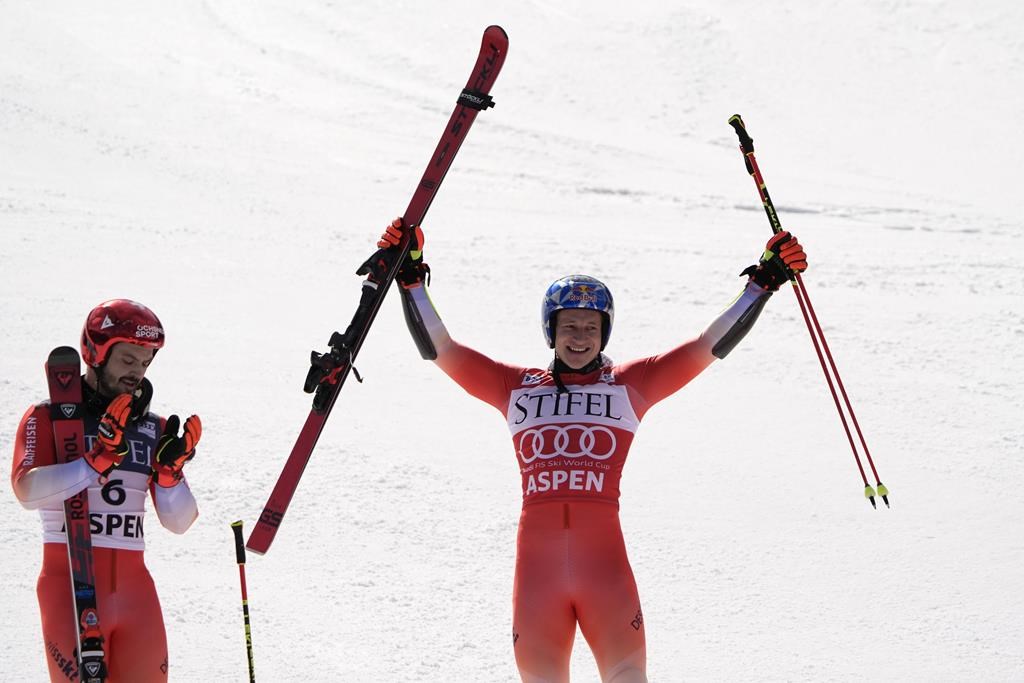 Ski alpin masculin: Marco Odermatt gagne un 12e slalom géant de suite