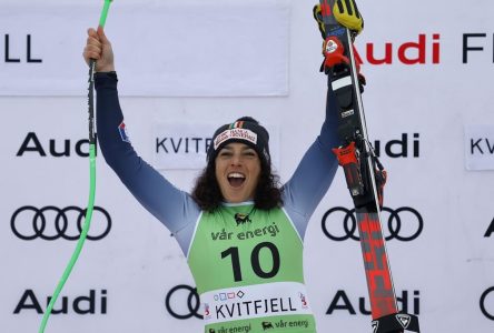 Ski alpin féminin: Brignone gagne un super-G marqué par le brouillard